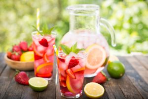 Refreshing Homemade Strawberry Lemonade Recipe (With Printable Recipe Card)
