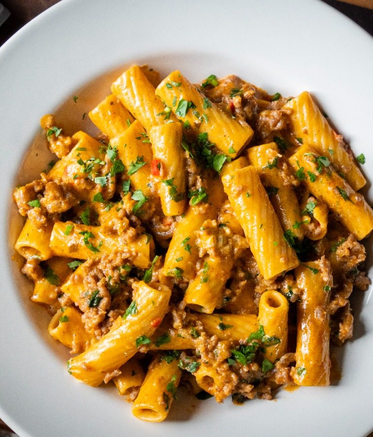 Creamy Cajun Sausage Pasta: A Flavor Explosion in Every Bite