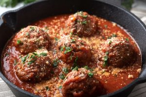 Meatballs in Sauce: The Ultimate Comfort Food Recipe to Satisfy Your Soul