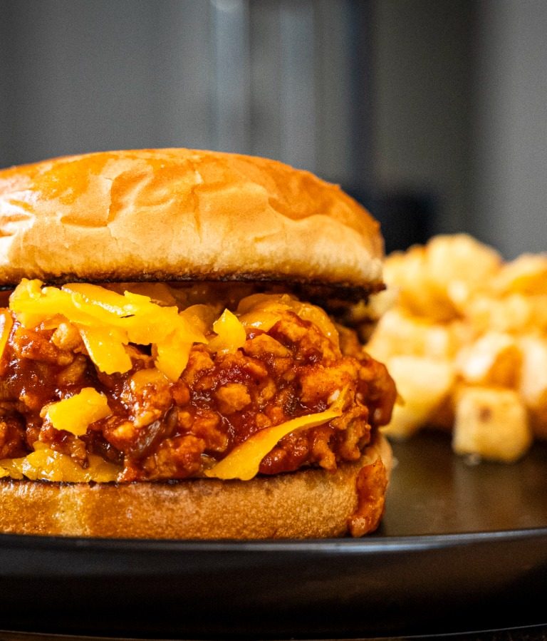 Cajun Chicken Sloppy Joes: A Flavor-Packed Twist on a Classic Comfort Food