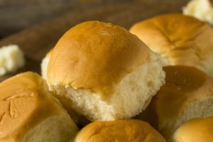 Soft and Fluffy Dinner Rolls for Thanksgiving: A Must-Have for Your Holiday Feast!
