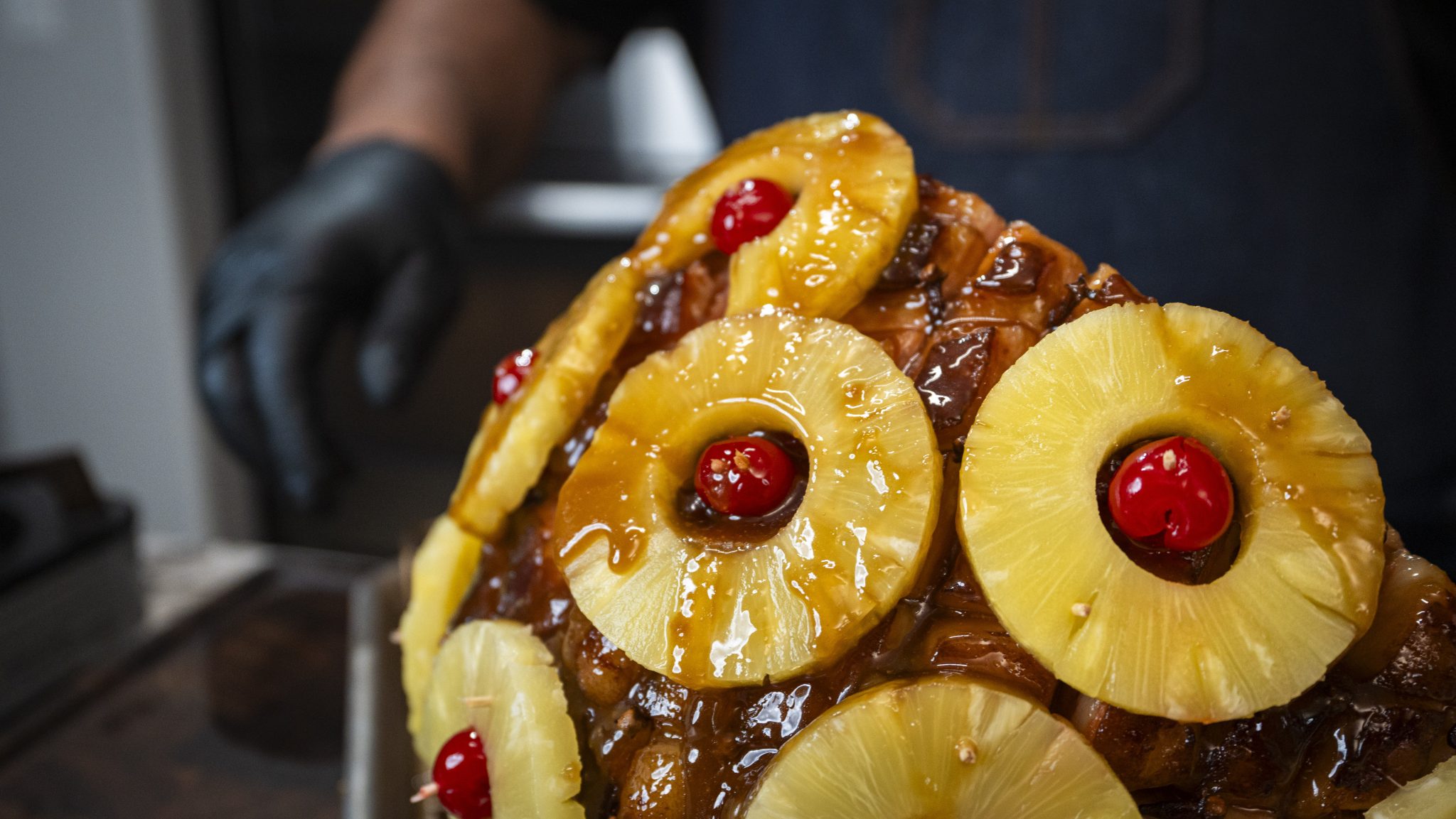 How to Make Honey Bourbon Glazed Ham: A Step-by-Step Guide - Smokin ...