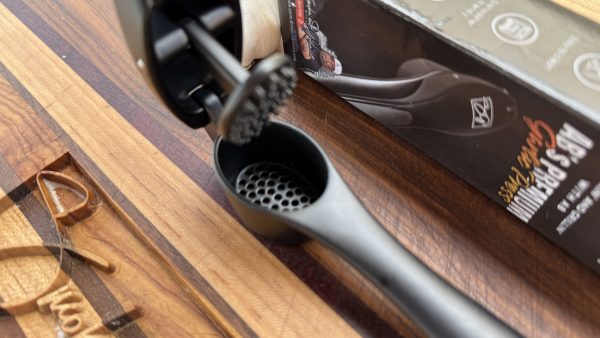 AB's Premium Garlic Press - Image 3