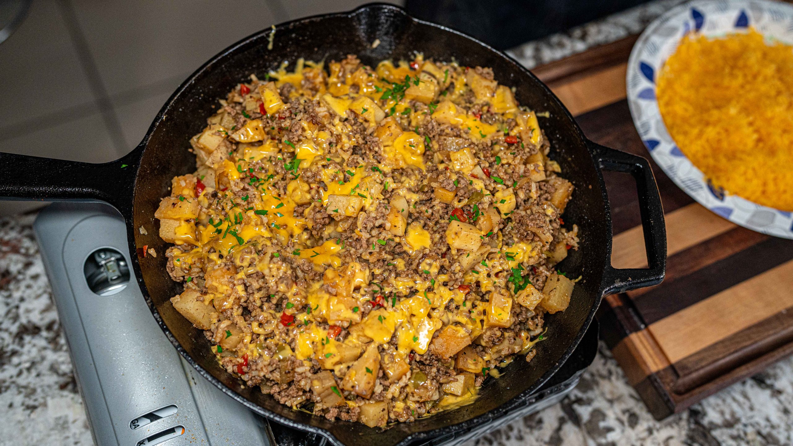 One-Pot Cheesy Beef, Peppers & Rice Skillet