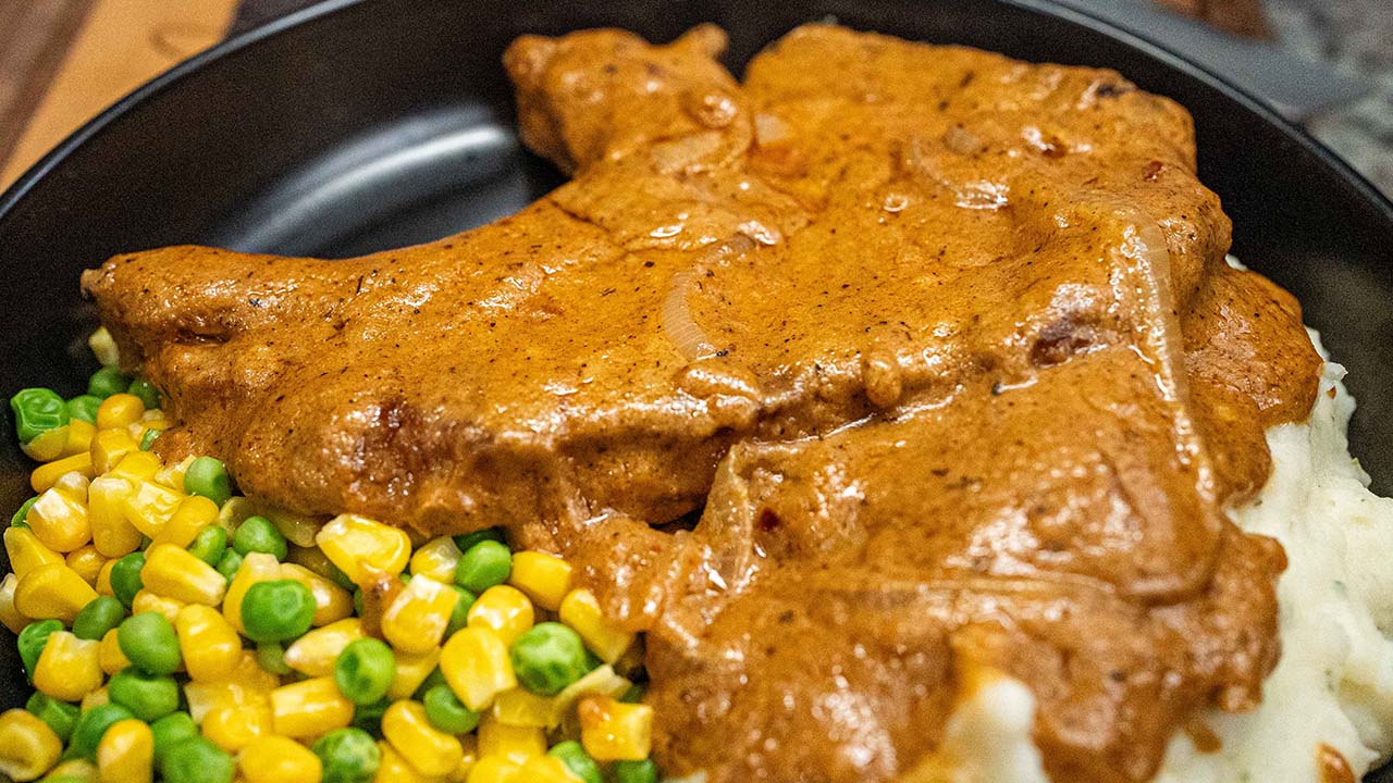 Soulful Smothered Pork Chops