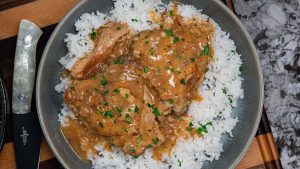 Smothered Chicken – Instant Pot Recipe
